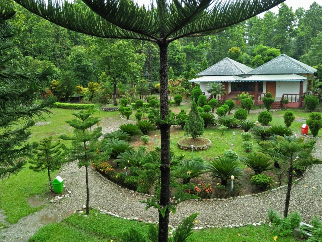Kadambini Resort 라타구리 외부 사진