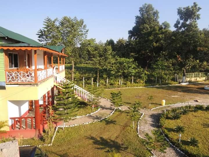 Kadambini Resort 라타구리 외부 사진